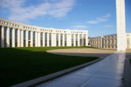 Les Colonnes de Saint-Christophe – Ricardo Bofill Taller de Arquitectura